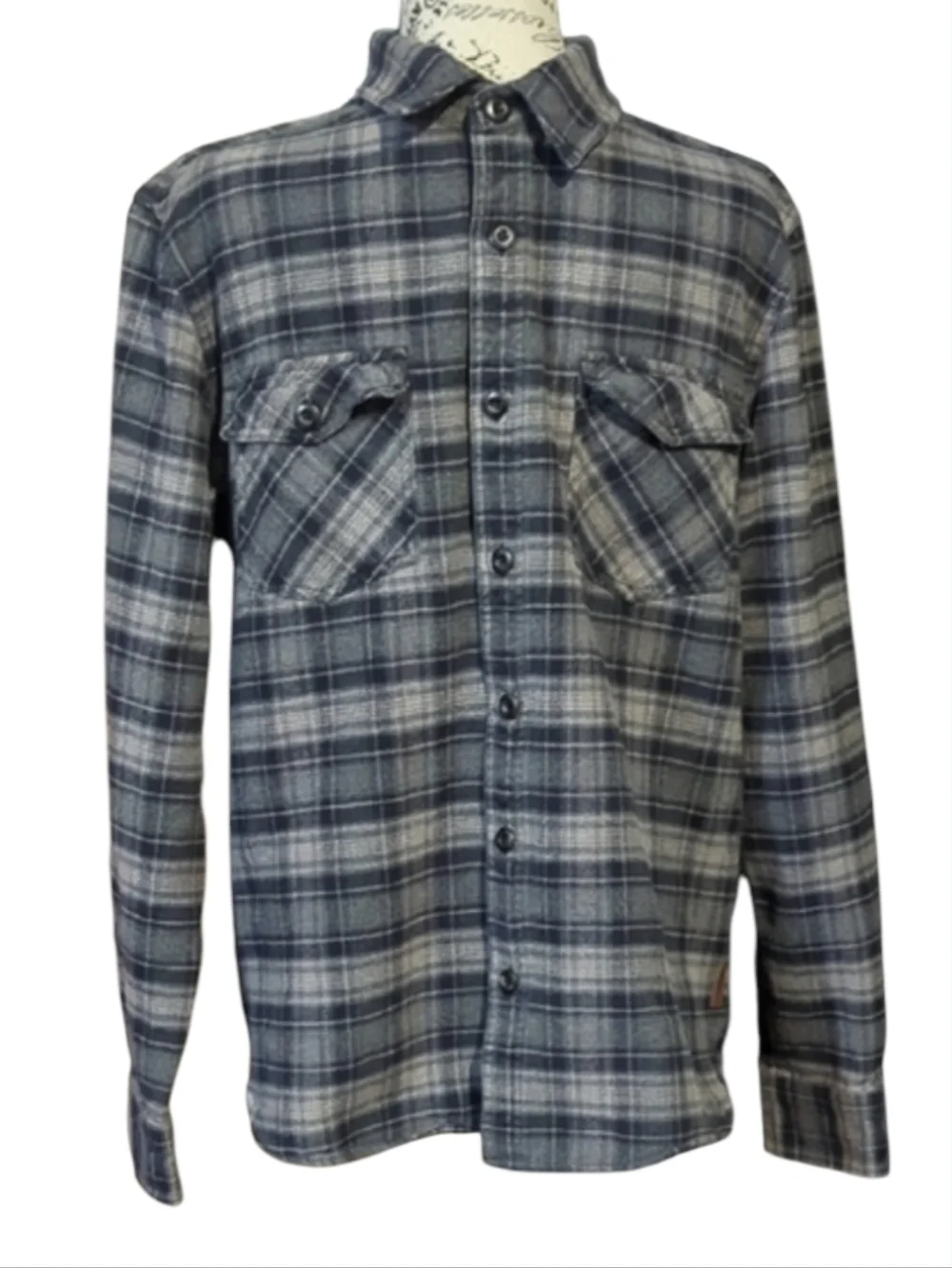Roots Size S Men's Gray and Black Plaid Button-Up Shirt - Picture 1 of 15